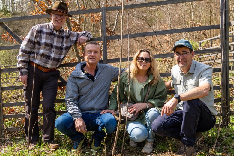 Eindrücke von der Baumpflanzaktion 2024 im Kinder- und Hochzeitswald Boppard.